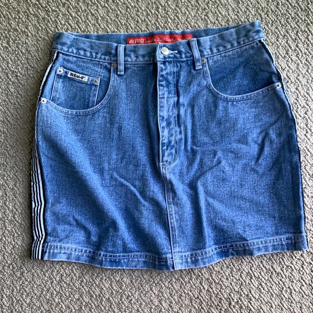 Jean skirt with side detailing
